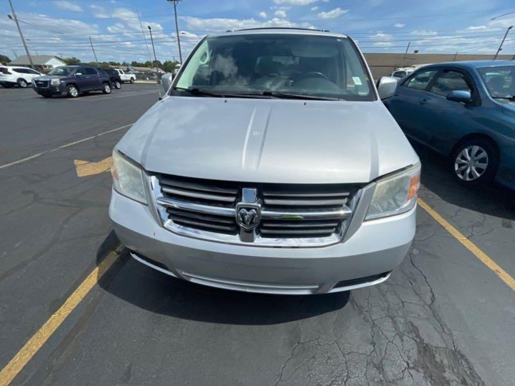 2010 Dodge Grand Caravan Image 5