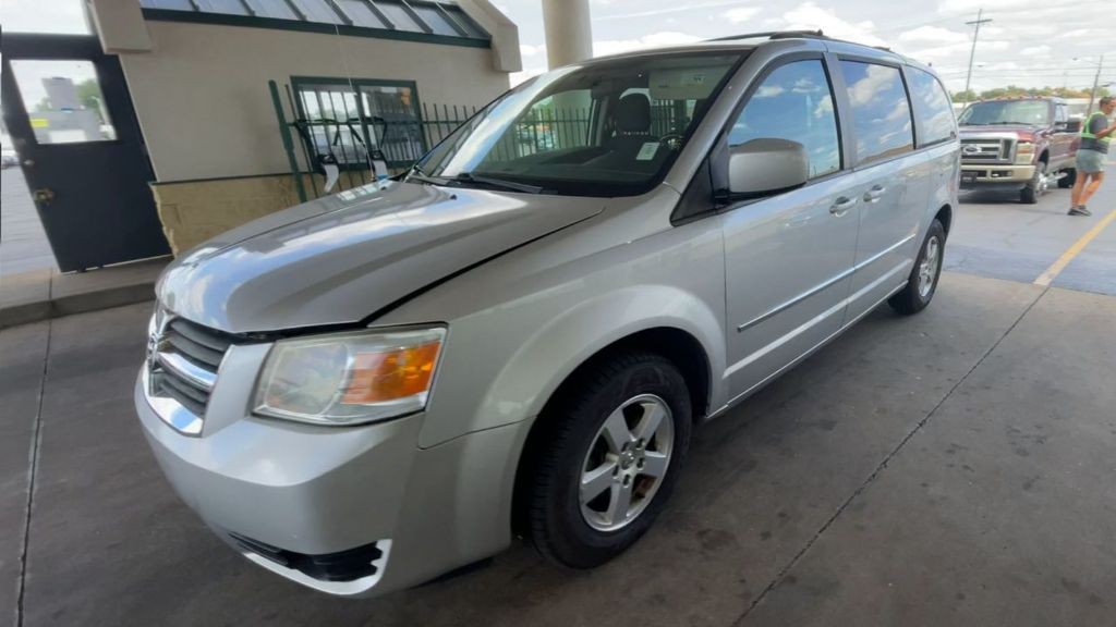 2010 Dodge Grand Caravan Image 7