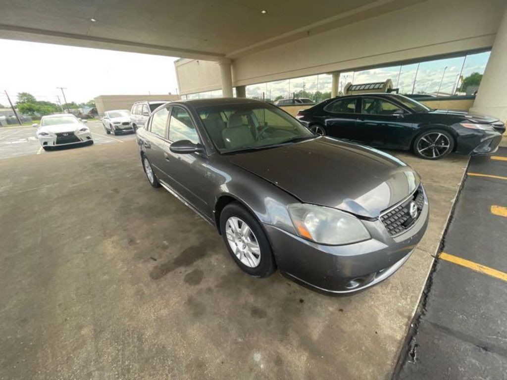 2006 Nissan Altima Image 2