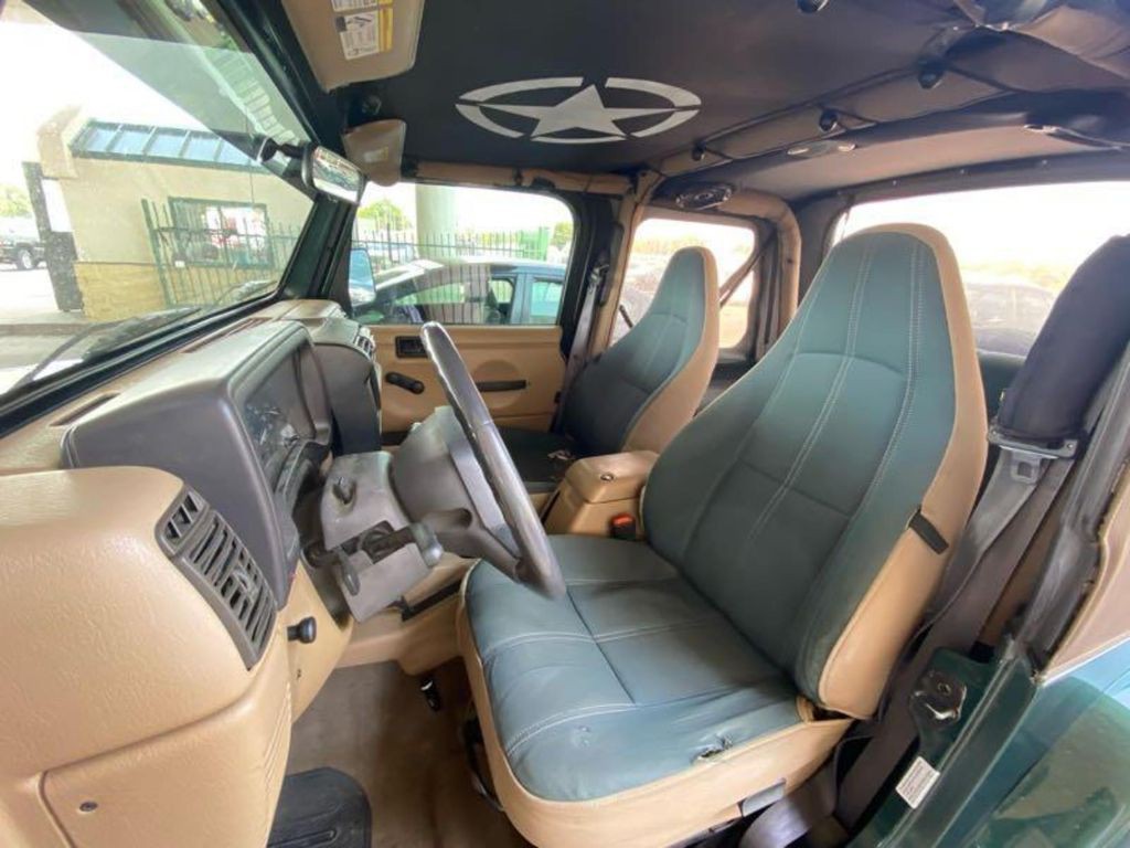 2000 Jeep Wrangler Image 7