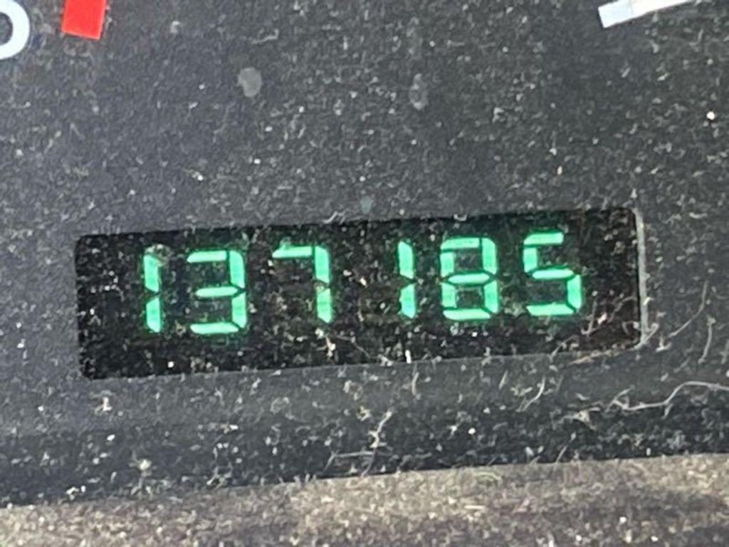 2000 Jeep Wrangler Image 8