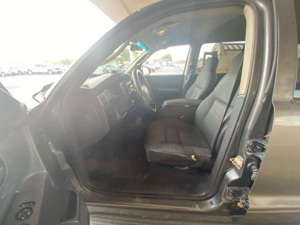 2003 Dodge Durango Image 10