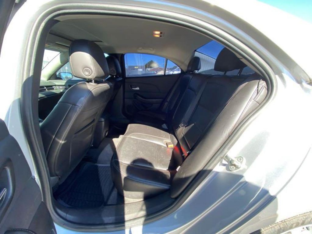 2014 Chevrolet Malibu Image 10