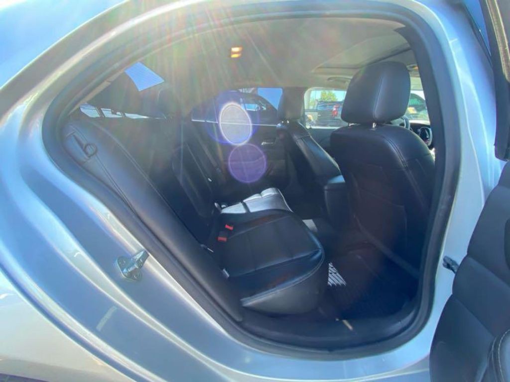 2014 Chevrolet Malibu Image 11