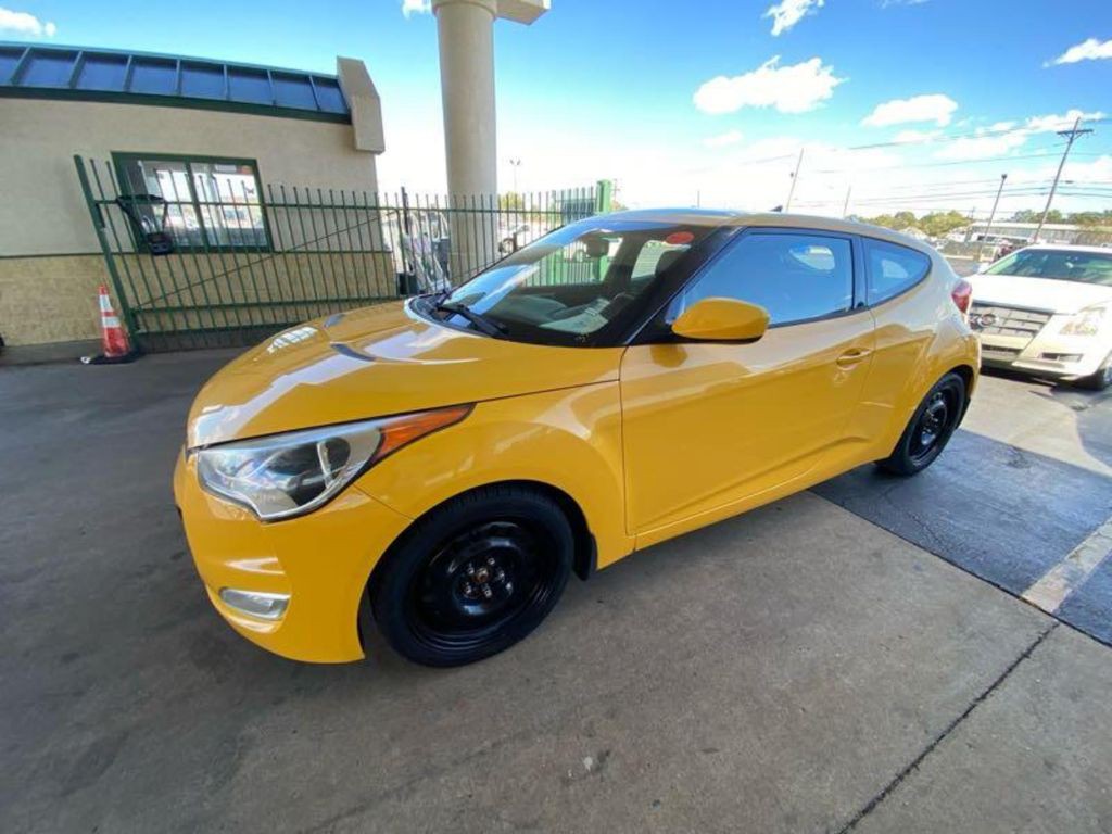 2012 Hyundai Veloster Image 5