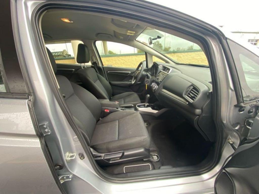 2019 Honda Fit Image 9
