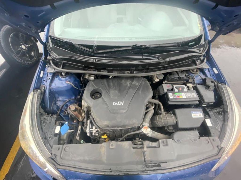 2016 Hyundai Accent Image 14