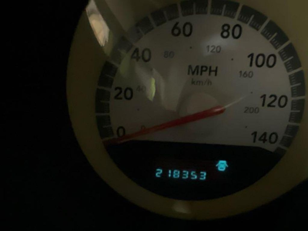 2008 Dodge Charger Image 10