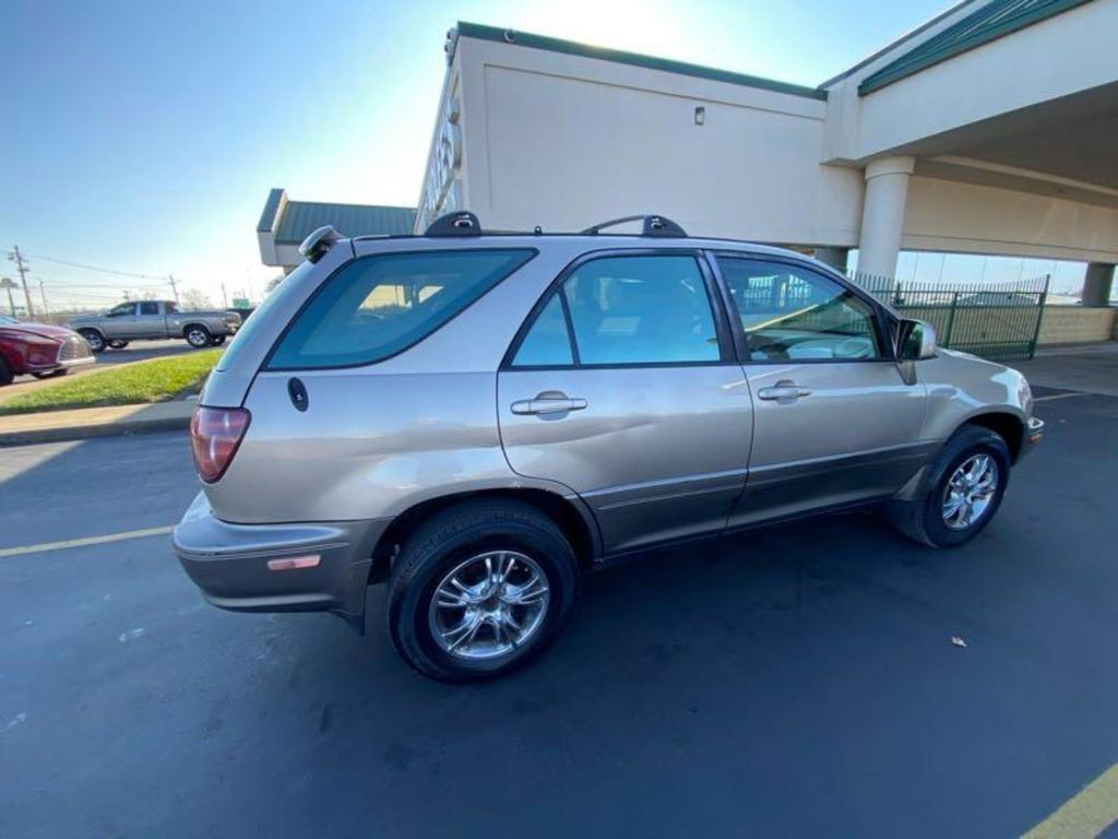1999 Lexus RX Image 6