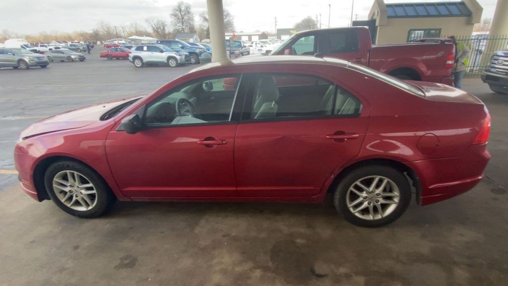 2012 Ford Fusion Image 2