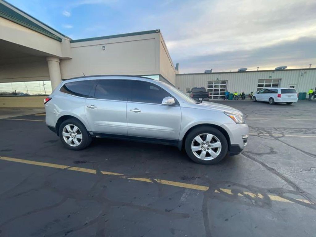 2017 Chevrolet Traverse Image 10