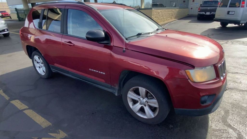 2013 Jeep Compass Image 2