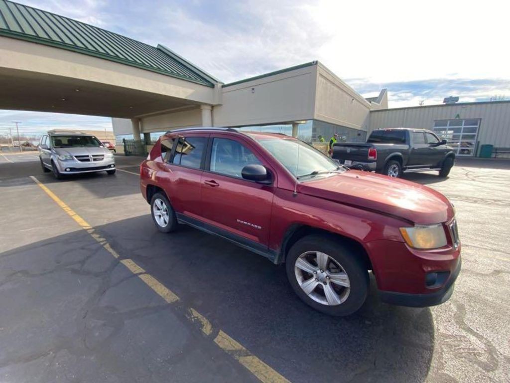 2013 Jeep Compass Image 5