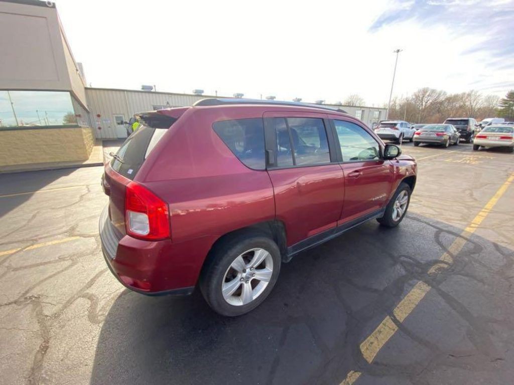 2013 Jeep Compass Image 8