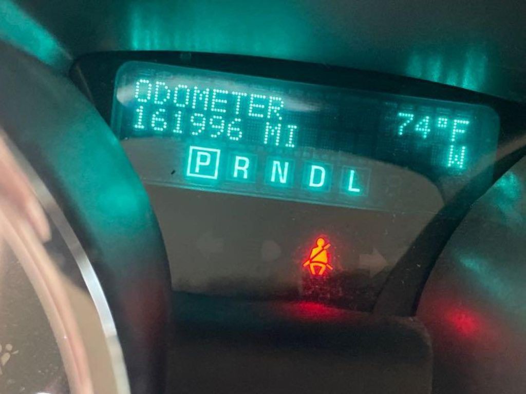 2011 Chevrolet Traverse Image 12