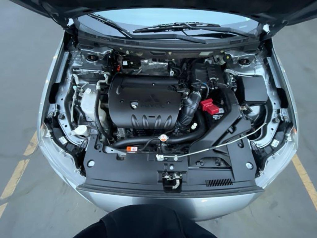 2016 Mitsubishi Lancer Image 11