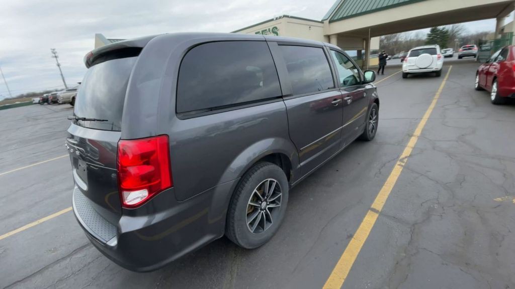 2015 Dodge Grand Caravan Image 3