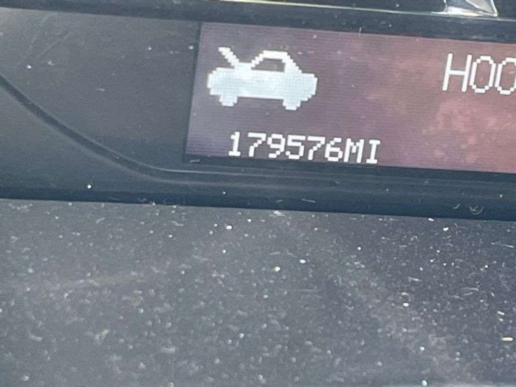 2006 Cadillac DTS Image 8