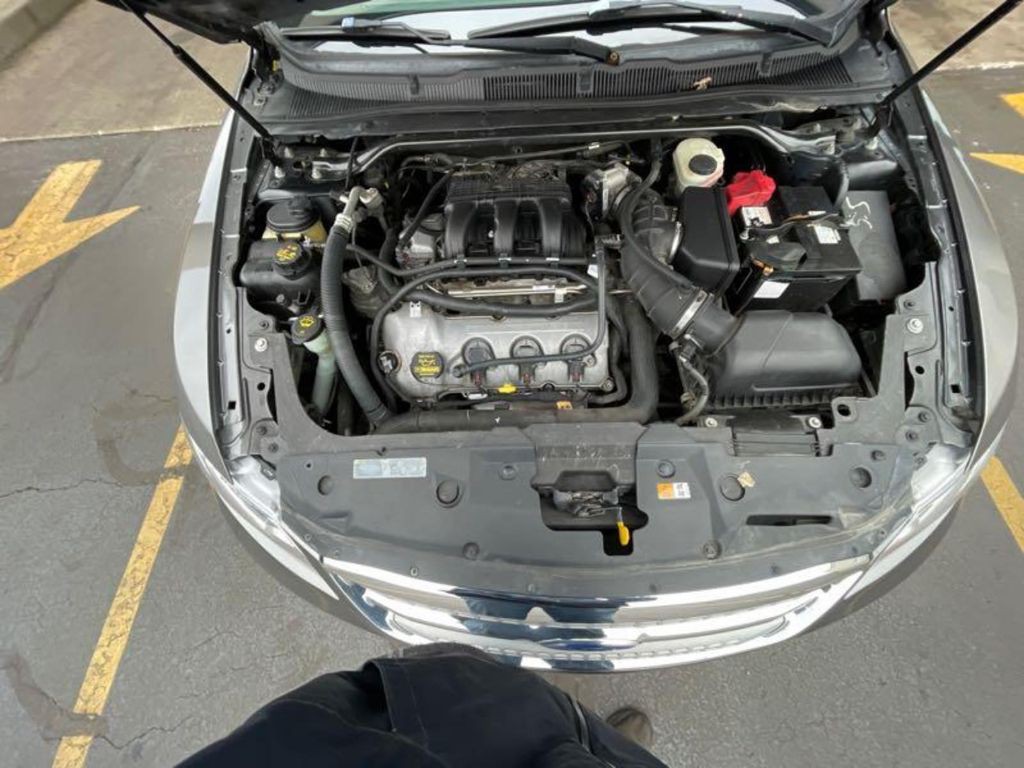 2011 Ford Taurus Image 13