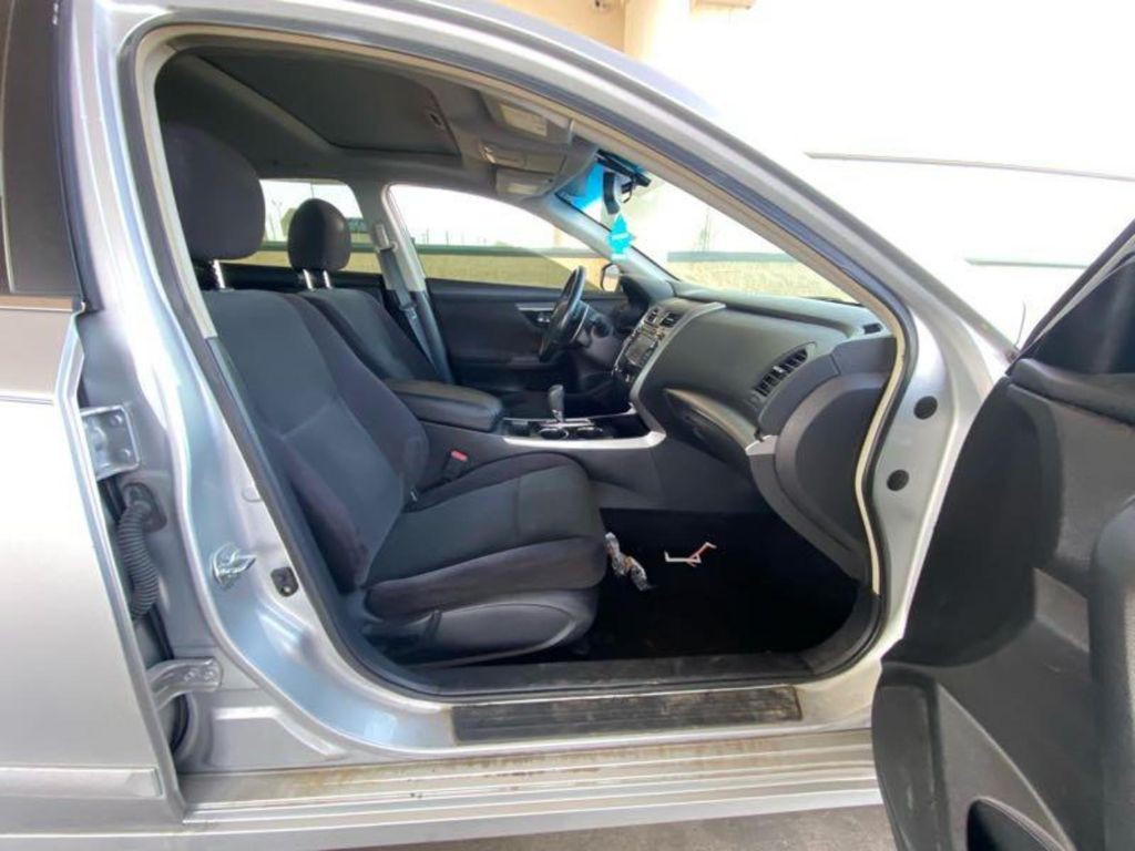 2013 Nissan Altima Image 5