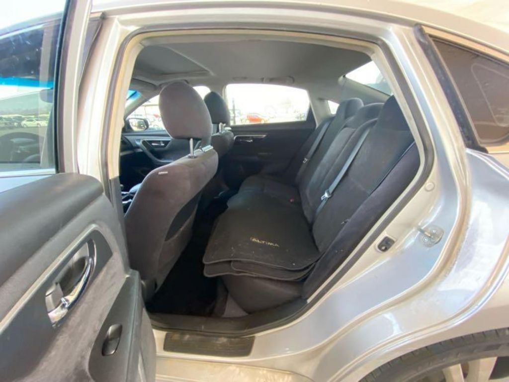 2013 Nissan Altima Image 6