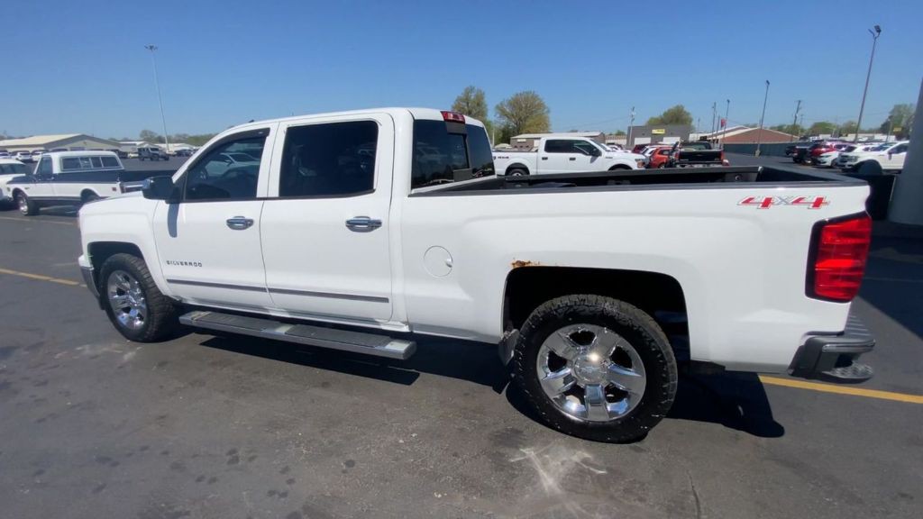 2014 Chevrolet Silverado 1500 Image 2
