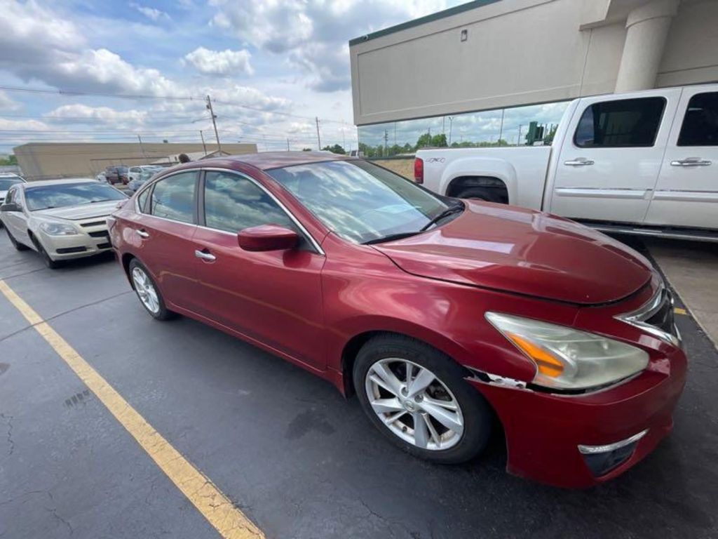2015 Nissan Altima Image 2