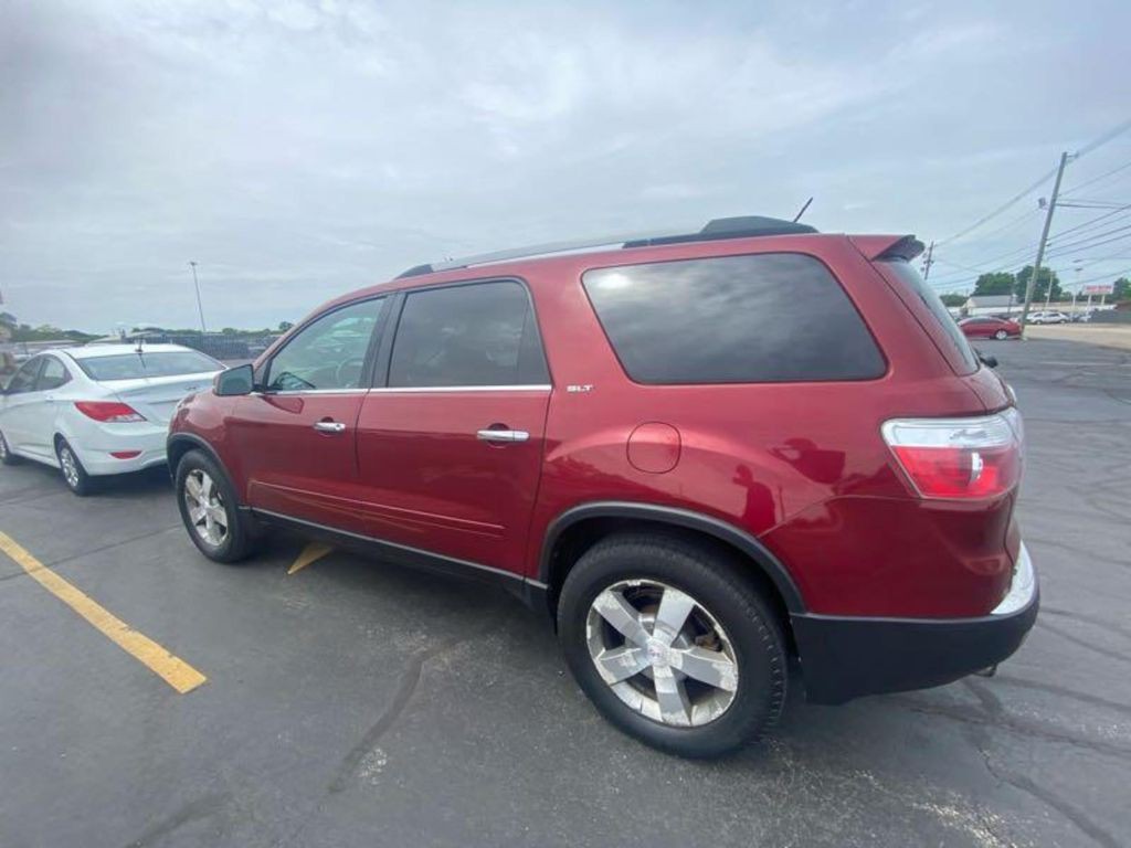 2011 GMC Acadia Image 6
