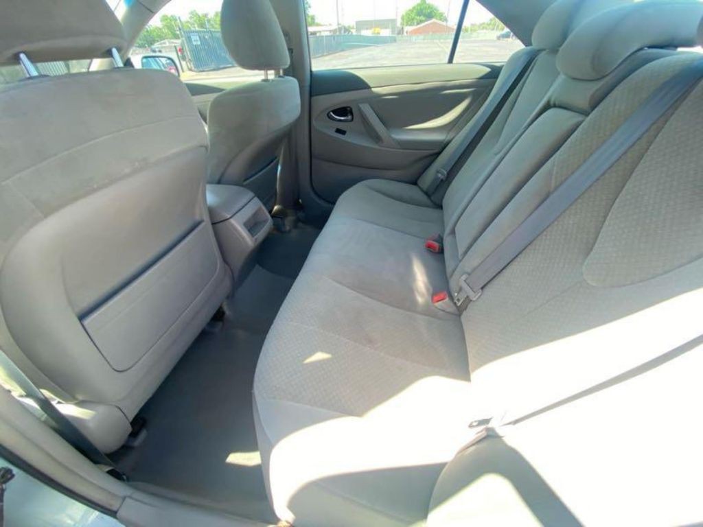 2008 Toyota Camry Image 8