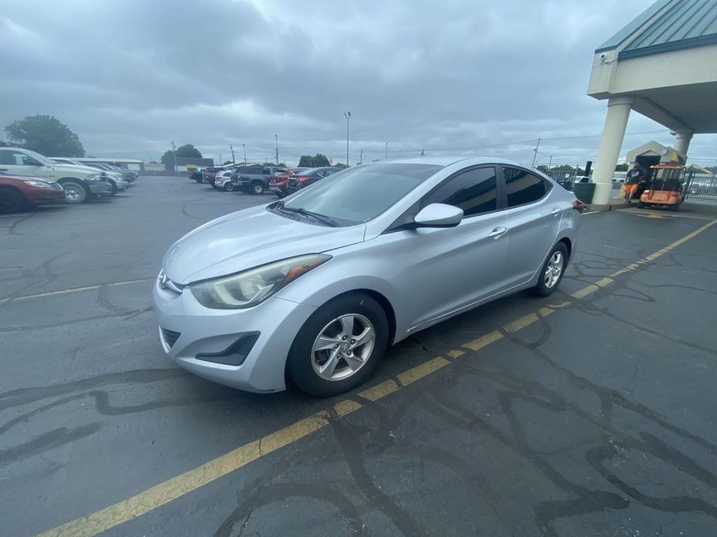 2014 Hyundai Elantra Image 1