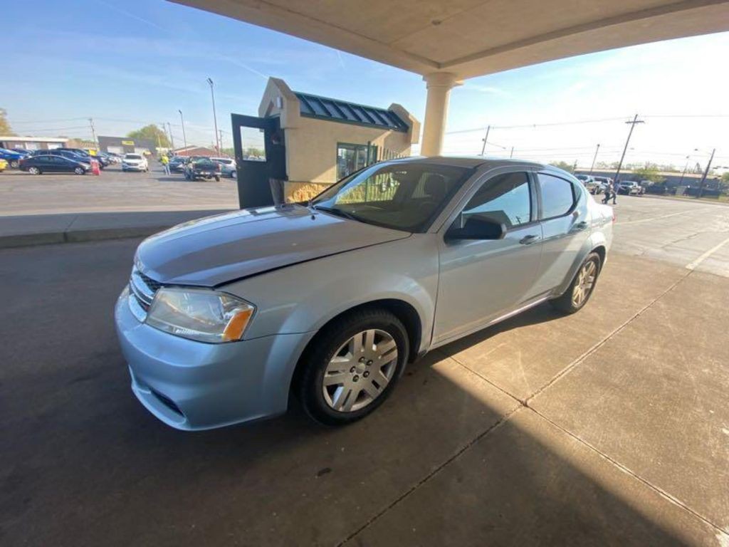 2013 Dodge Avenger Image 5
