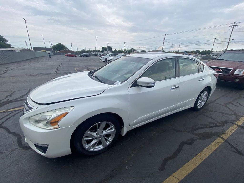 2015 Nissan Altima Image 4