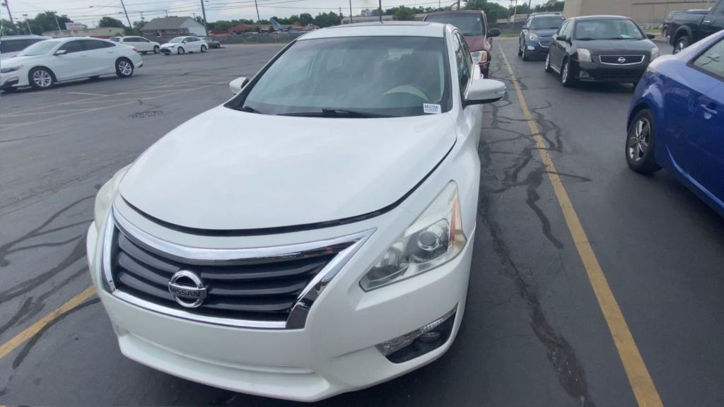 2015 Nissan Altima Image 6