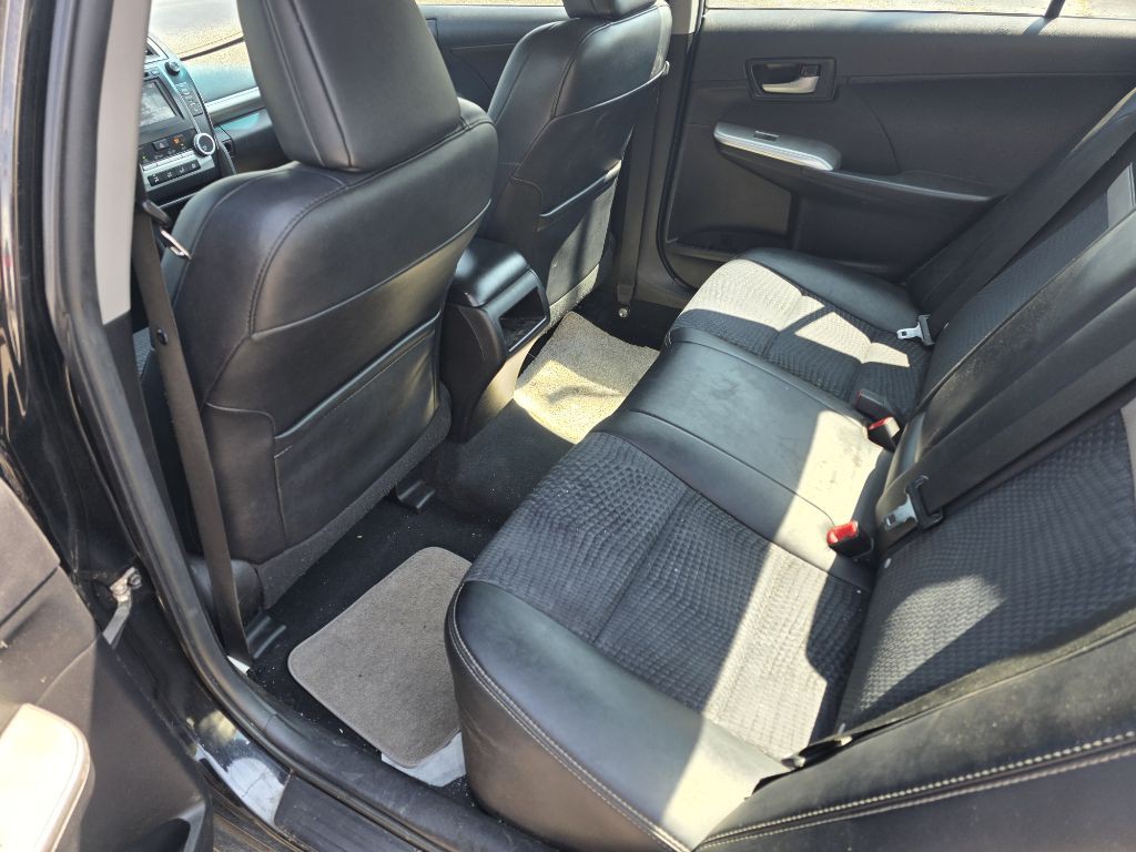 2014 Toyota Camry Image 7
