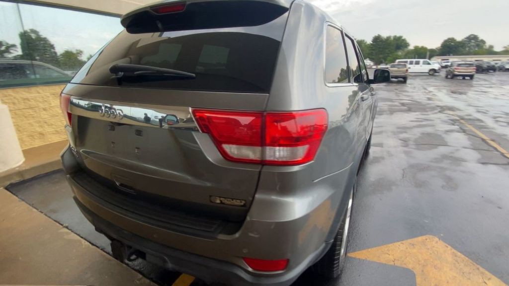 2012 Jeep Grand Cherokee Image 7