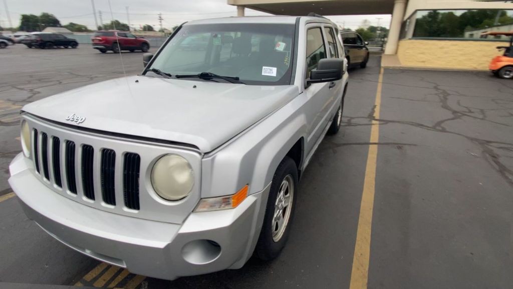 2010 Jeep Patriot Image 8
