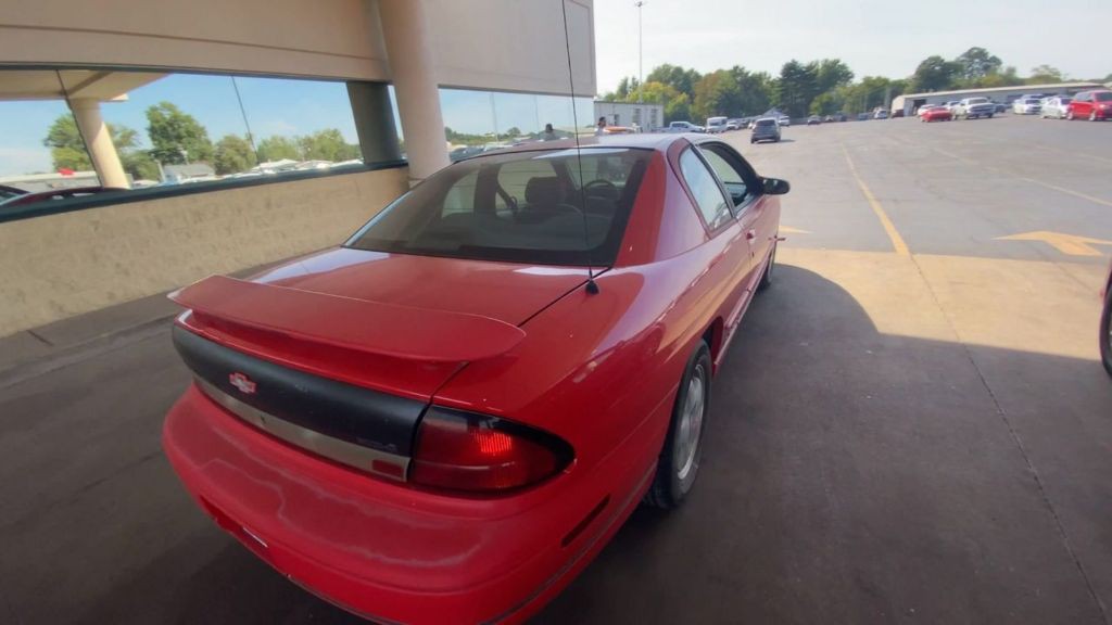 1997 Chevrolet Monte Carlo Image 7