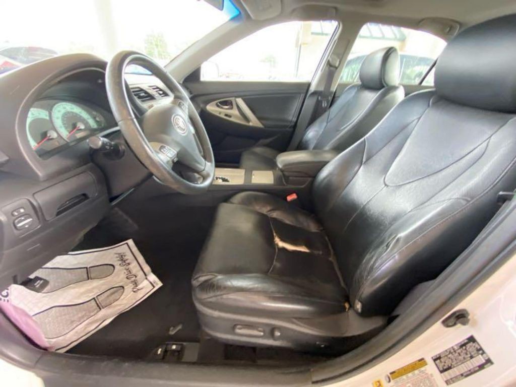 2007 Toyota Camry Image 12