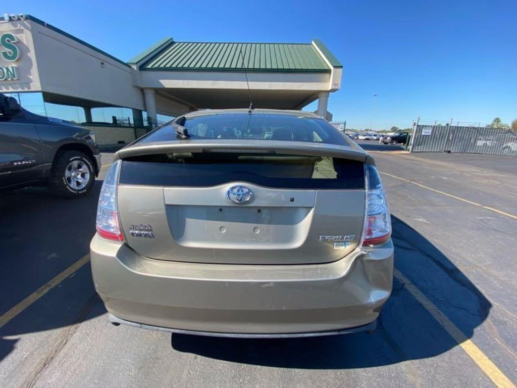 2005 Toyota Prius Image 5