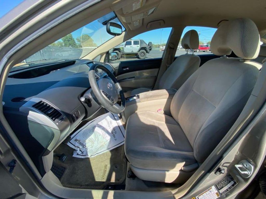 2005 Toyota Prius Image 8