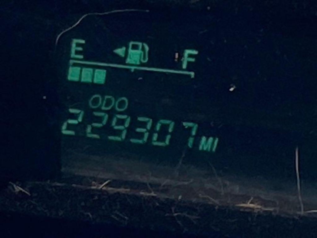2005 Toyota Prius Image 12