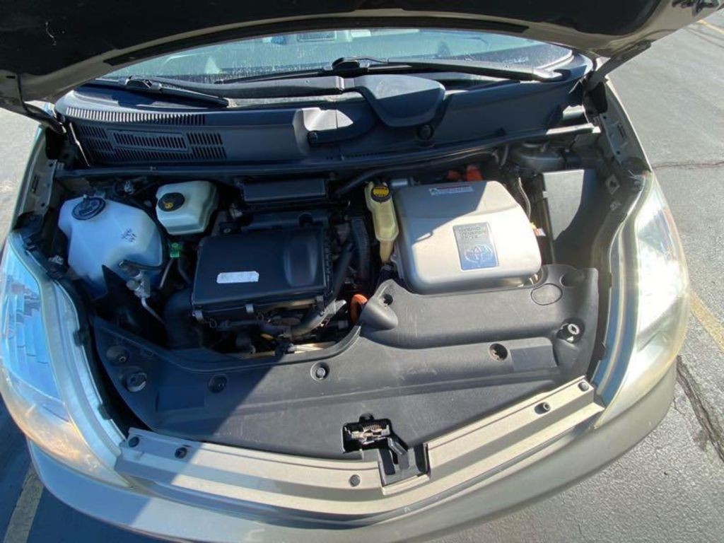 2005 Toyota Prius Image 14