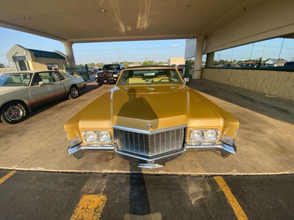 1970 Cadillac DeVille Image 1