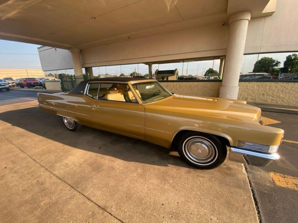 1970 Cadillac DeVille Image 4