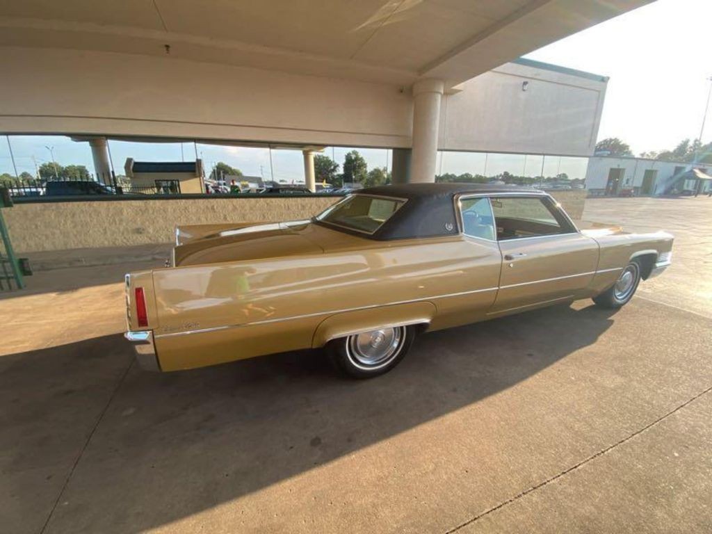1970 Cadillac DeVille Image 6