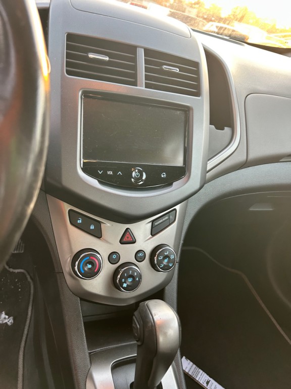 2014 Chevrolet Sonic Image 6