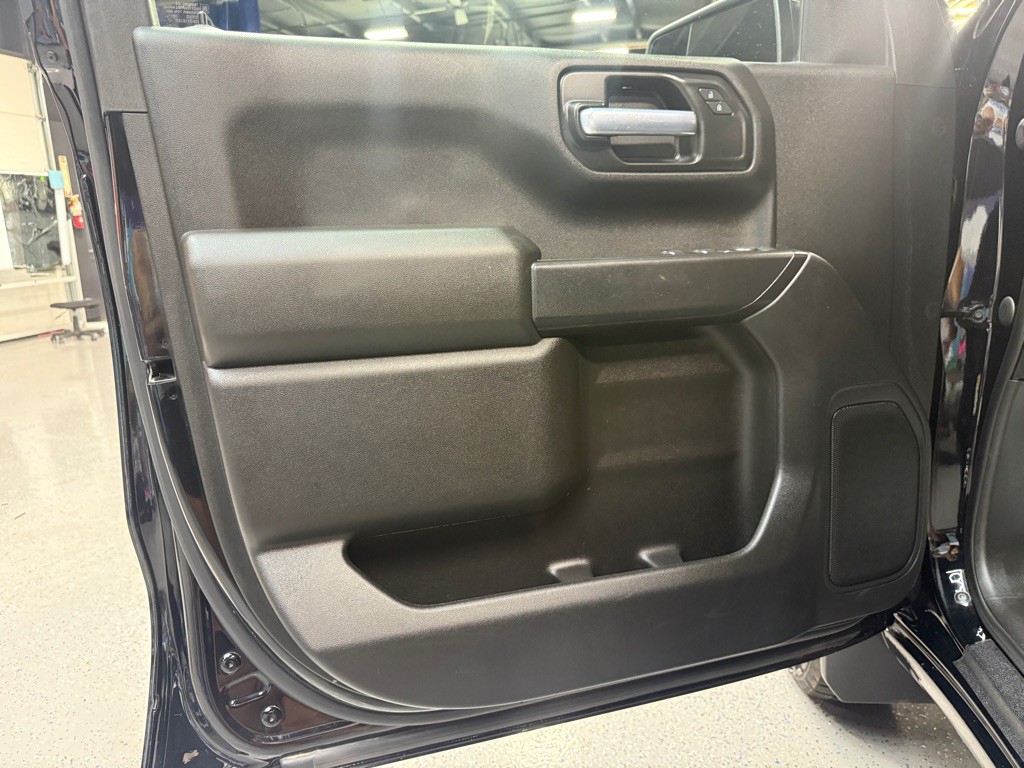 2021 Chevrolet Silverado 1500 Image 11