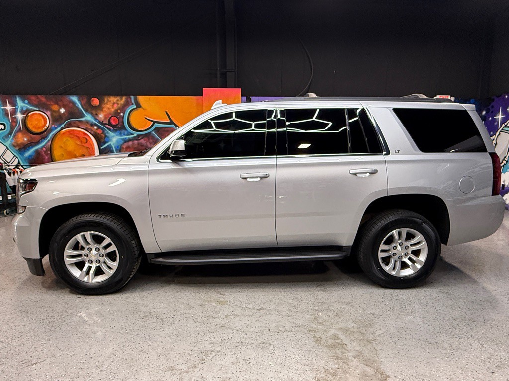 2019 Chevrolet Tahoe Image 2