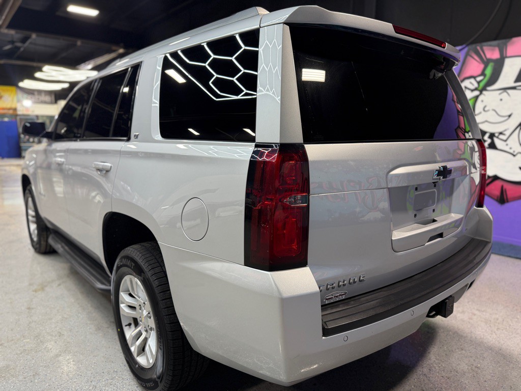 2019 Chevrolet Tahoe Image 3