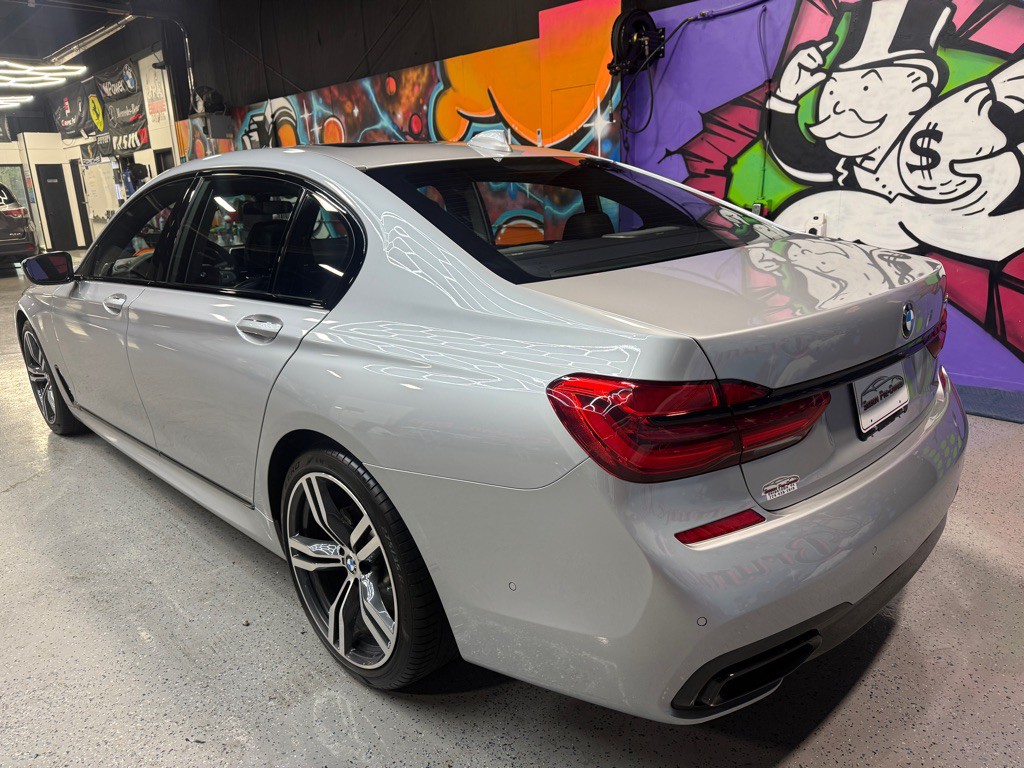 2019 BMW 7 Series Image 3